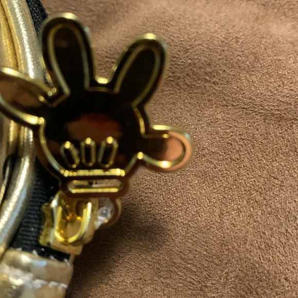 Disney Gold Mickey Mouse Women's Bag brand new makeup / jewelry bag - Picture 2 of 6